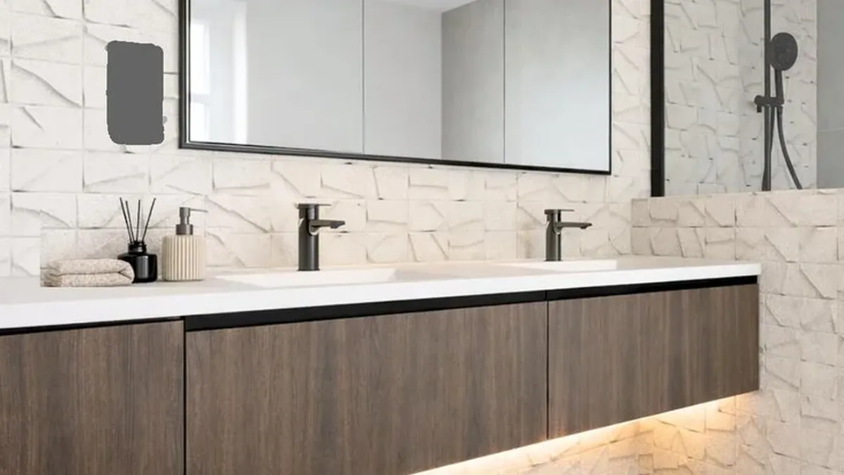 Accessible Bathroom Design That Doesn't Look Clinical